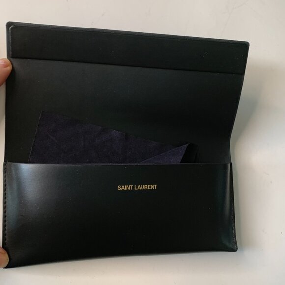 SAINT LAURENT PARIS BLACK LEATHER EYEGLASSES CASE - Picture 3 of 7